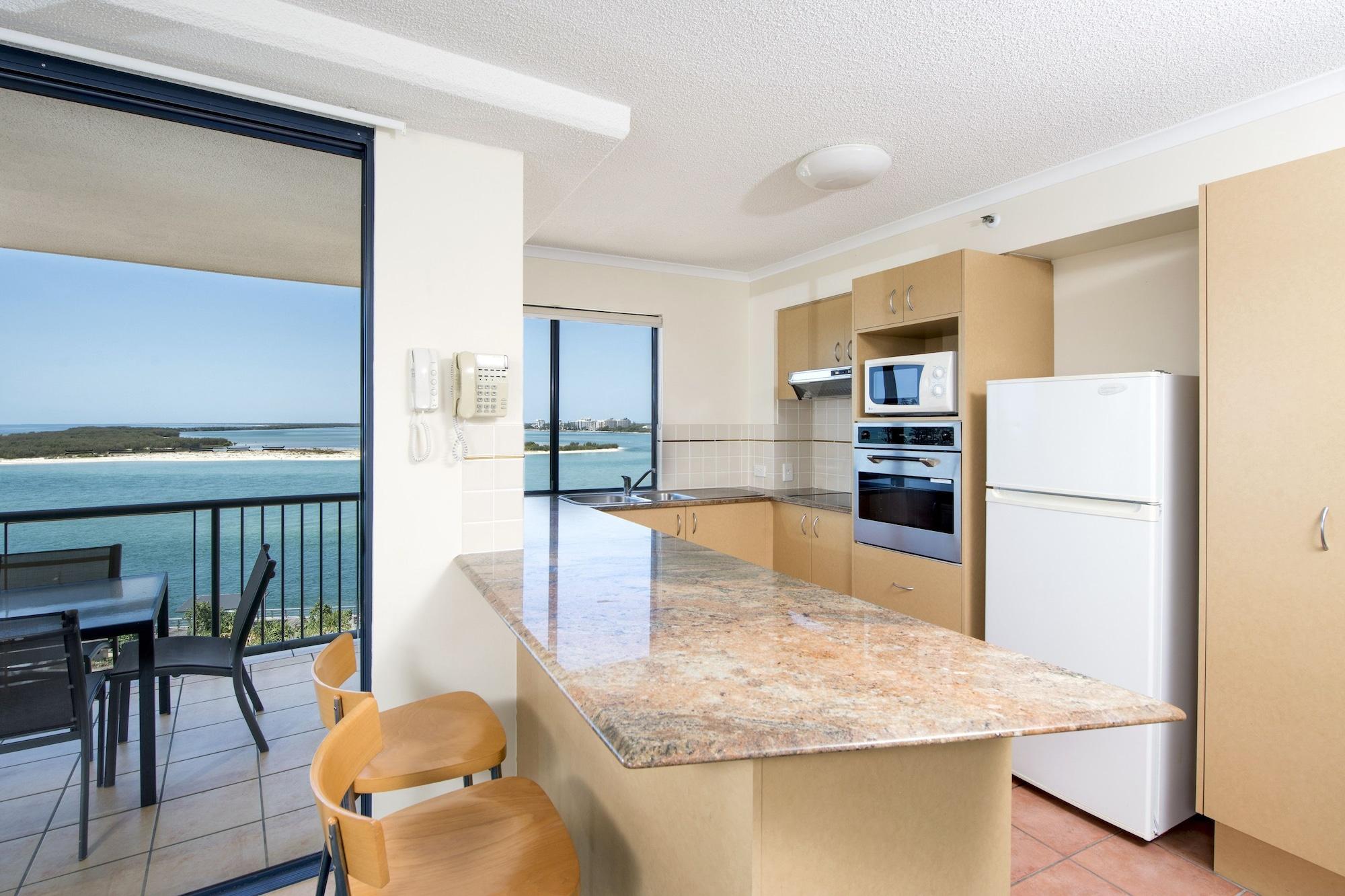 Aparthotel Breakfree Grand Pacific Caloundra Exterior foto