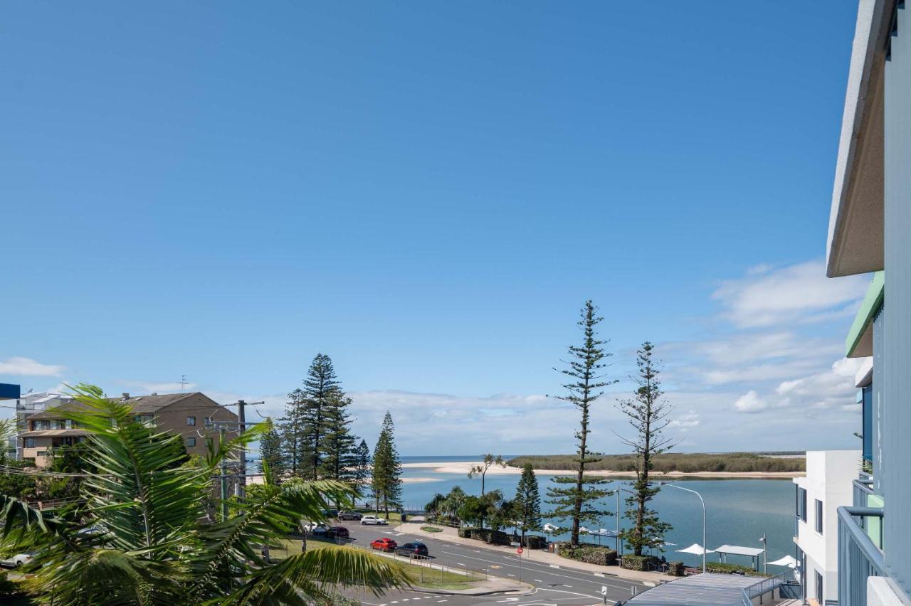 Aparthotel Breakfree Grand Pacific Caloundra Exterior foto