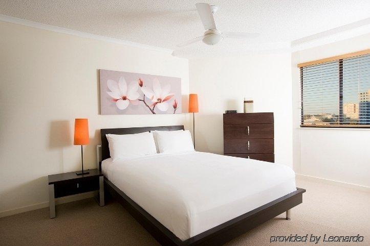 Aparthotel Breakfree Grand Pacific Caloundra Zimmer foto
