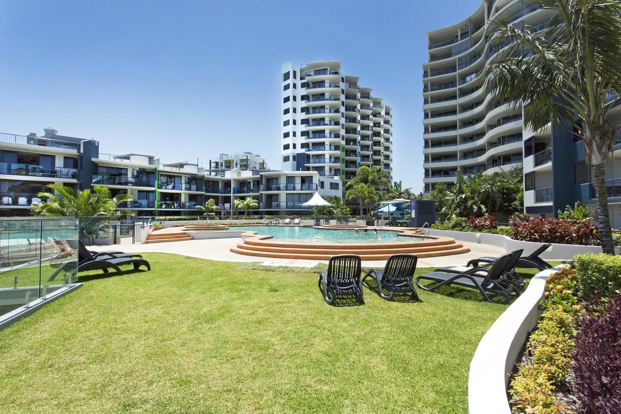 Aparthotel Breakfree Grand Pacific Caloundra Exterior foto