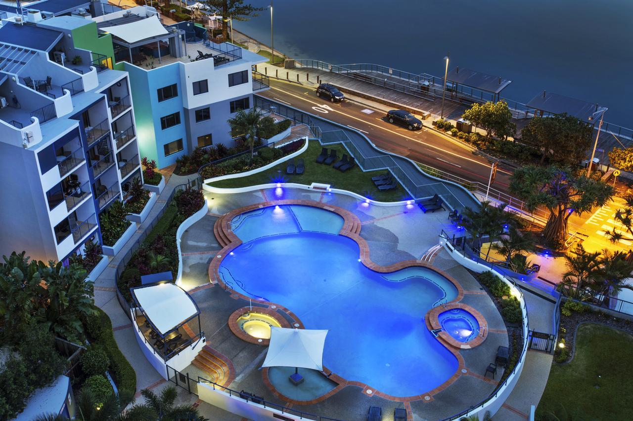 Aparthotel Breakfree Grand Pacific Caloundra Exterior foto
