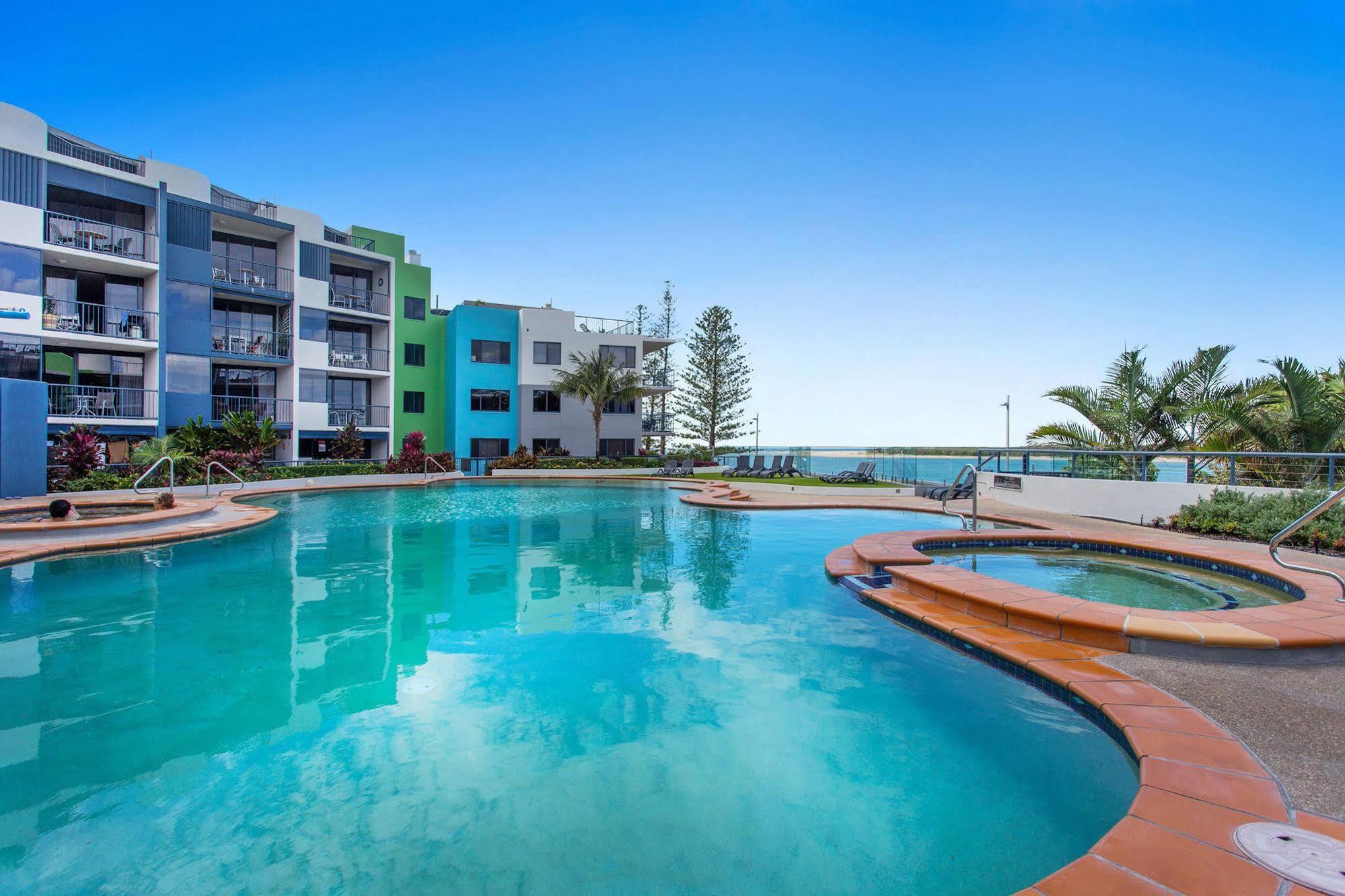 Aparthotel Breakfree Grand Pacific Caloundra Exterior foto