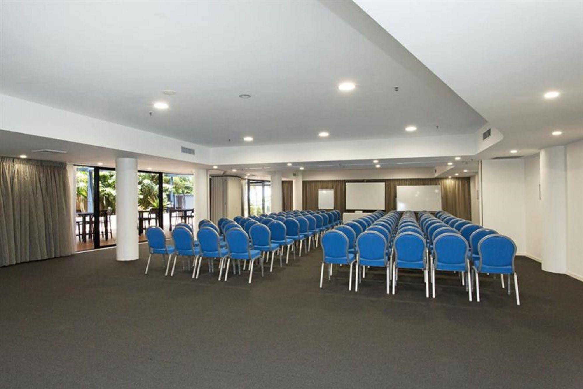 Aparthotel Breakfree Grand Pacific Caloundra Exterior foto